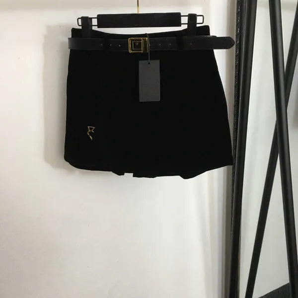 23ss designer Skirts women designer clothes New Fanjia Old Flower Letter Metal Decorative Buckle Wrap Hip Slim High Waist Denim Short Half Skirt Women clothes