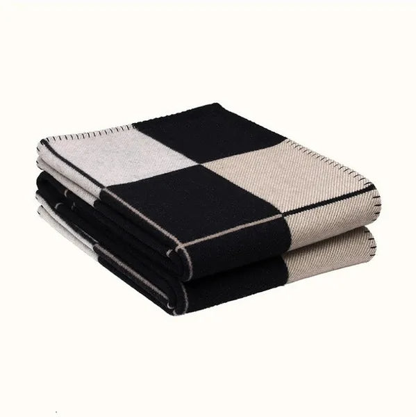 2021 Letter Cashmere Designer Blanket Soft Woolen Scarf Shawl Portable Warmth Thickening Plaid Sofa Bed Fleece Knitted Blanket 135-170CM