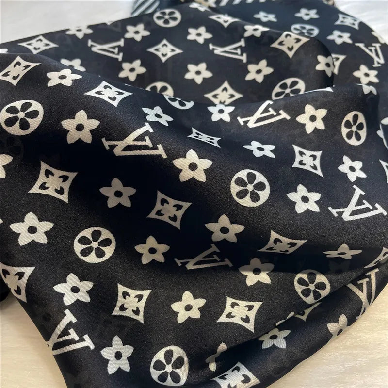 70x70cm Simple Presbyopia Designer Letters Print Floral Silk Scarf Headband for Women Fashion Long Handle Bag Scarves Paris Shoulder Tote Luggage Ribbon Head Wraps