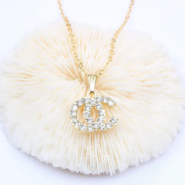 Luxury 18K Gold Plated Necklaces Jewlery Designer For Women Fashional Pendant Necklace Wedding Party Gift