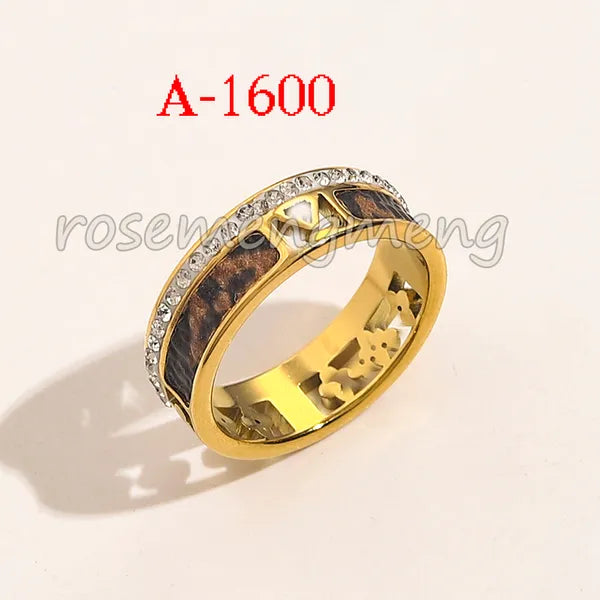 Designer Branded Letter Band Rings Women 18K Gold Plated Silver Plated Crystal Stainless Steel Love Wedding Jewelry Supplies Ring Fine Carving Finger Ring 3 Style